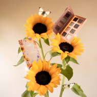 GOLDEN WHISPER eyeshadow palette